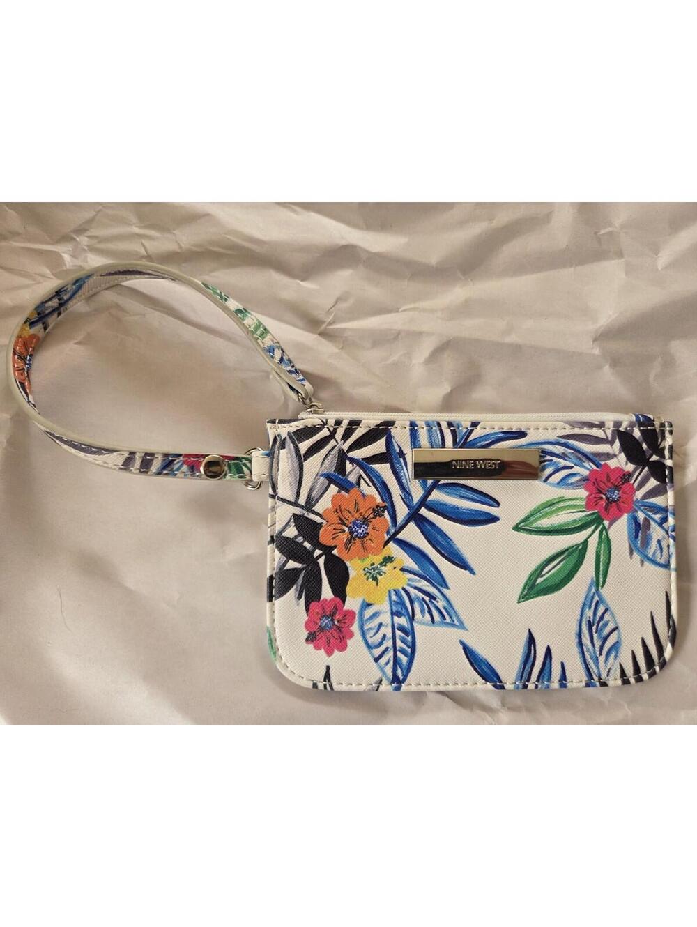 Nine West Wristlet Tropical Zipper &‎ Strap Excellent Condition